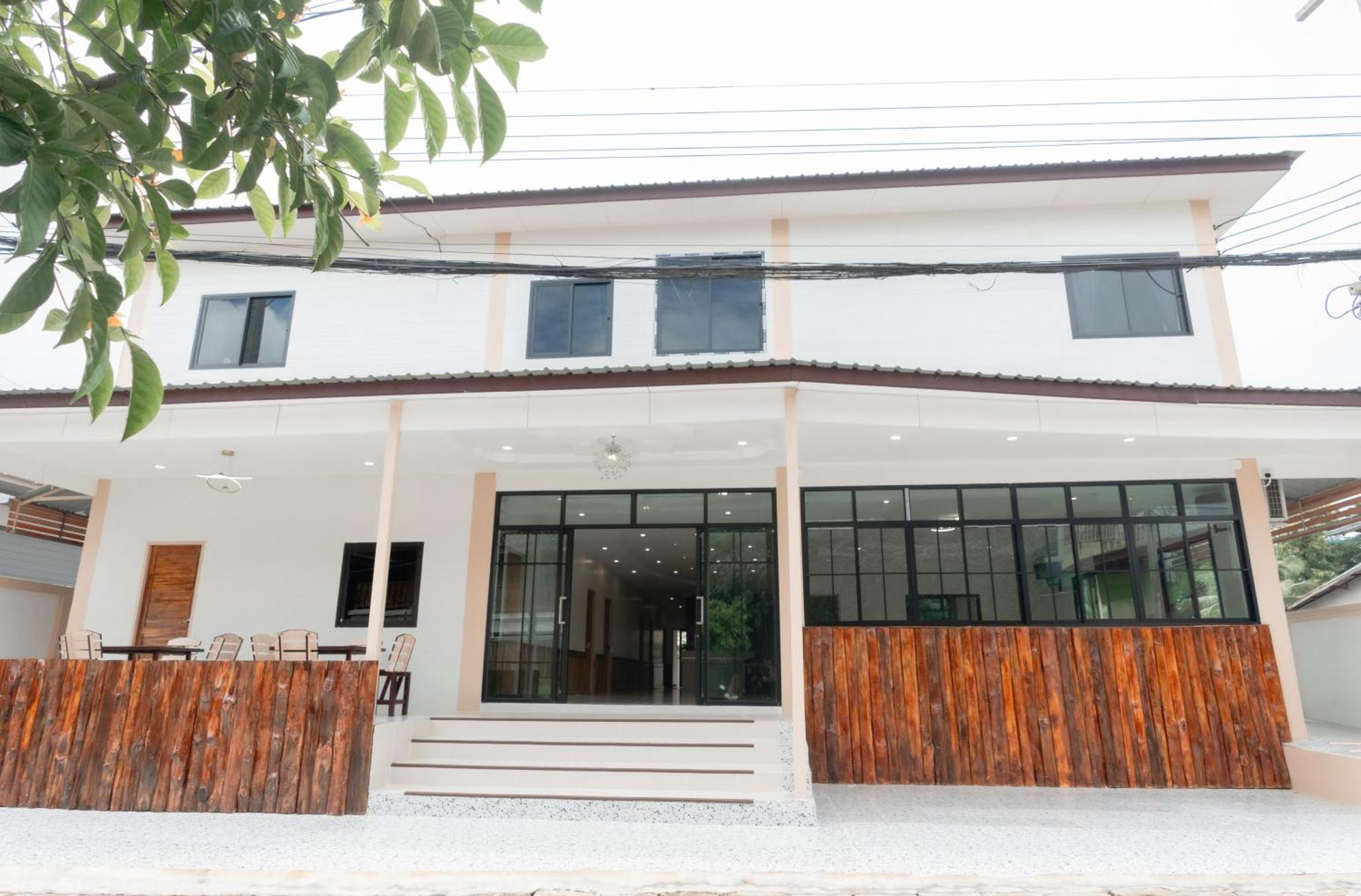 Chotika Hotel โรงแรมโชติกา ณ เชียงคาน Exteriör bild